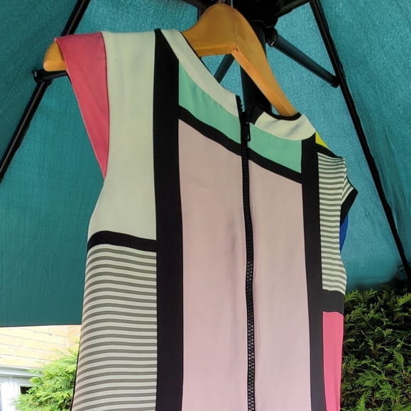 Fun out and about dress - Picture 5 of 8